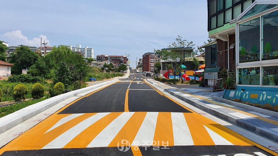 남장3리 도시계획도로 준공사진.