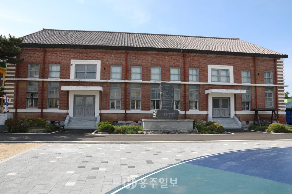 강경중앙초등학교.