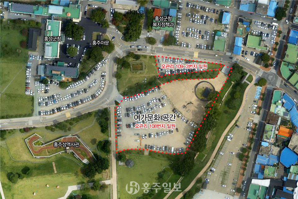 축제와 행사·교육 체험 등 다목적으로 활용될 잔디광장이 조성될 임시주차장 부지.