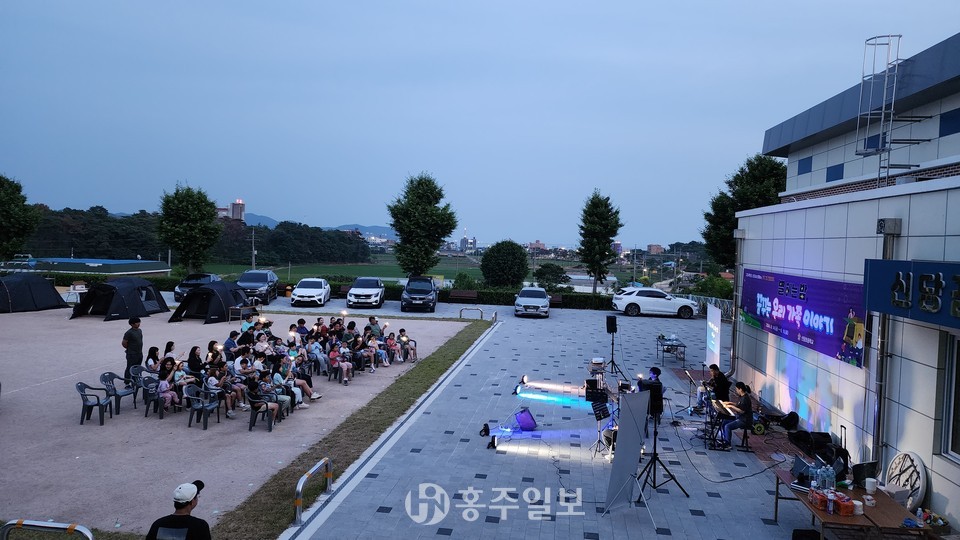 신당초등학교서 1박2일에 걸쳐 펼쳐진 캠핑데이 전경