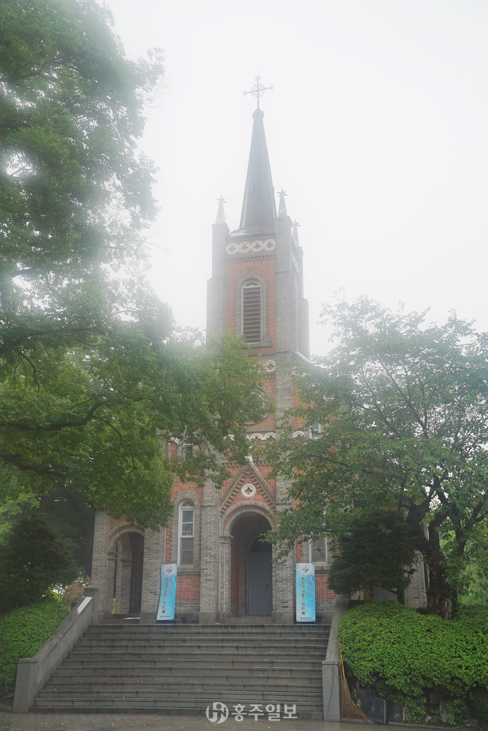 전국에서 가장 아름다운 공세리성당.