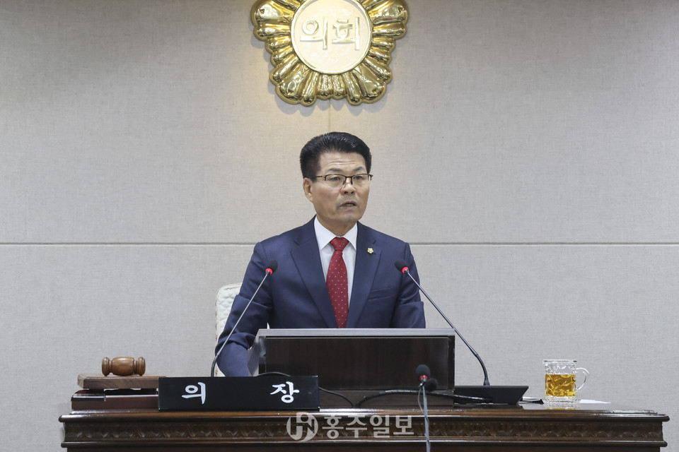 홍성군의회 김덕배 의장.