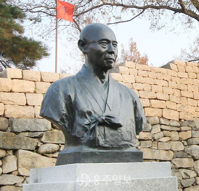 만해 한용운 흉상.