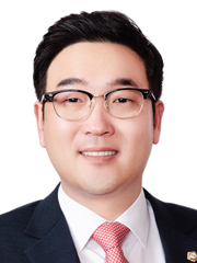 <strong>이정윤</strong><br>홍성군의회 의원<br>