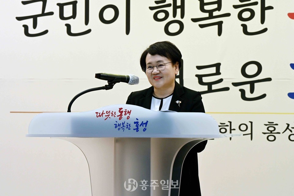 취임 2주년을 맞은 조광희 홍성군 부군수.