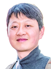 <strong>윤장렬</strong><br>베를린 자유대학교 언론학박사<br>칼럼·독자위원<br>