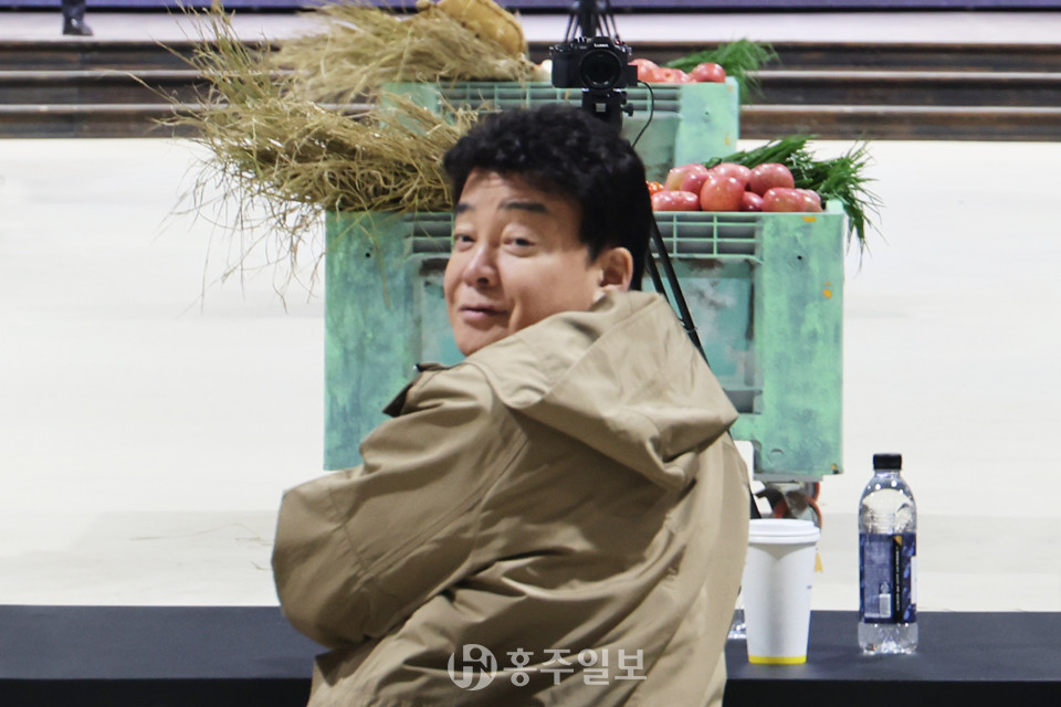 논란의 중심이 된 더본코리아 백종원 대표. 홍주일보DB