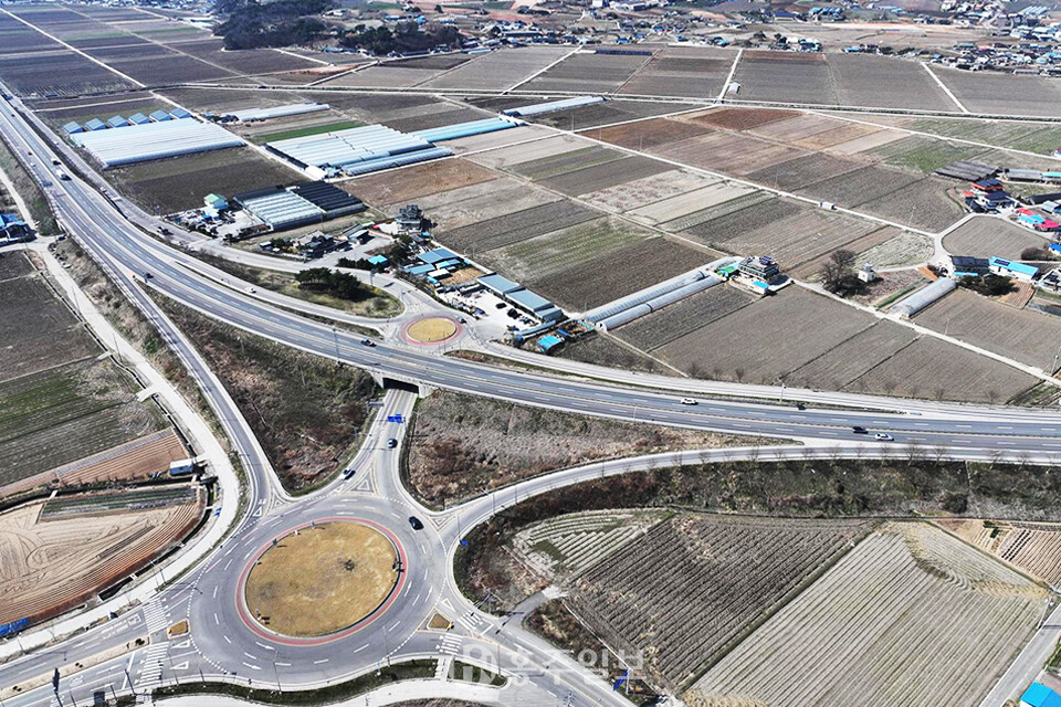 기후대응 도시숲 조성 예정지인 국도 45호선 삽교교차로.